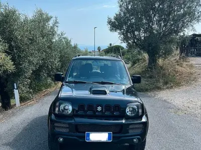 Usata Suzuki Jimny 65 CV (47 kW) 2013 Nero SUV