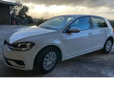 Usata VW Golf VII Trendline 110 CV (80 kW) 2018 Berlina