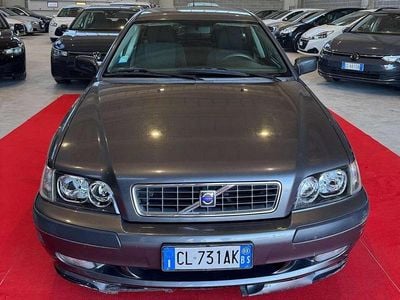 Usata Volvo V40 116 CV (85 kW) 2003 Grigio Station wagon