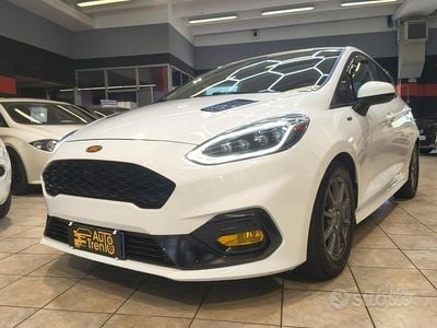 Usata Ford Fiesta Vignale 125 CV (91 kW) 2019 Bianco Utilitaria