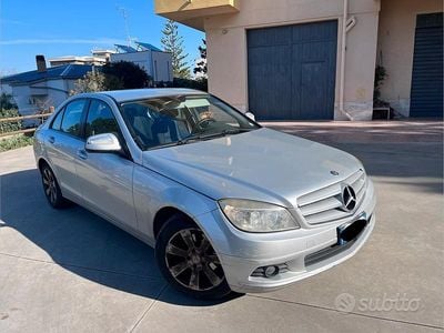 Begagnad Mercedes C220