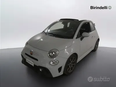 Usata Abarth 595C 165 CV (121 kW) 2022 Grigio Cabrio