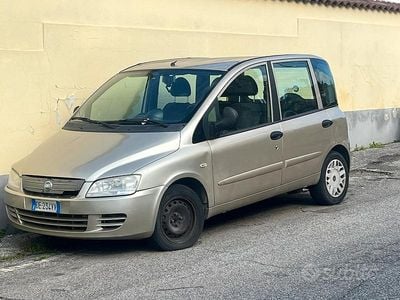 Usata Fiat Multipla 120 CV (88 kW) 2006 Monovolume
