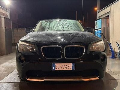 Usata BMW X1 150 CV (110 kW) 2011 Nero SUV