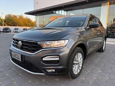 Usata VW T-Roc Business 150 CV (110 kW) 2022 Grigio SUV
