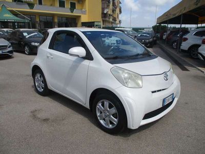 Toyota iQ