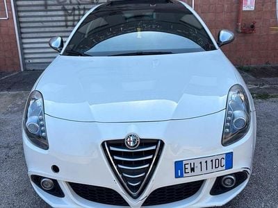 Usata Alfa Romeo Giulietta Exclusive 105 CV (77 kW) 2014 Bianco Utilitaria