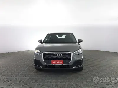Usata Audi Q2 Business 116 CV (85 kW) 2019 Grigio SUV