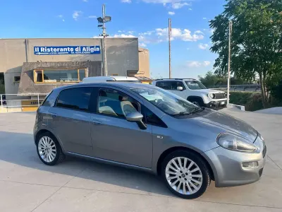 Usata Fiat Punto Sport 95 CV (69 kW) 2012 Other Utilitaria