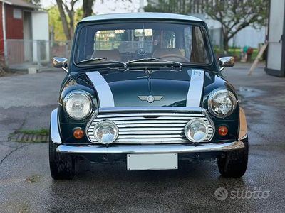 Usata Mini Cooper 61 CV (44 kW) 1991 Verde Utilitaria
