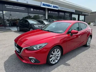 Usata Mazda 3 Exceed 105 CV (77 kW) 2016 Rosso Berlina