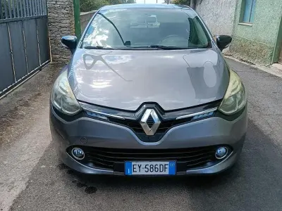 Usata Renault Clio IV 73 CV (53 kW) 2015 Grigio Berlina