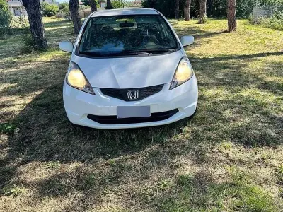 Usata Honda Jazz 90 CV (66 kW) 2010 Bianco Utilitaria