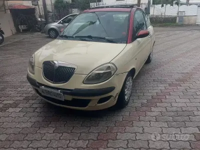 Usata Lancia Ypsilon 95 CV (69 kW) 2005 Beige Utilitaria