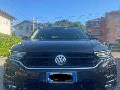 Usata VW T-Roc 150 CV (110 kW) 2019 Marrone SUV