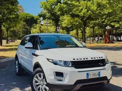 Usata Land Rover Range Rover evoque SE Dynamic 150 CV (110 kW) 2016 SUV
