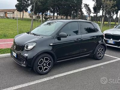 Usata Smart ForFour 71 CV (52 kW) 2018 Nero Utilitaria