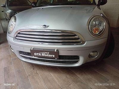 Usata Mini Cooper D 109 CV (80 kW) 2009 Argento Utilitaria