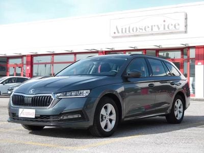 Usata Skoda Octavia Ambition 116 CV (85 kW) 2021 Grigio quarzo mtz Station wagon