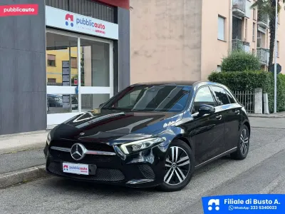 Usata Mercedes A180 Executive 116 CV (85 kW) 2020 Nero Berlina