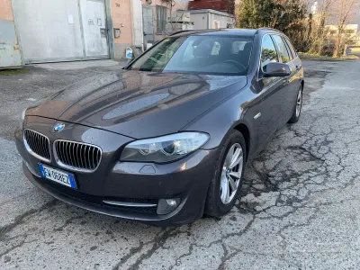 Usata BMW 520 Efficient Dynamics 184 CV (135 kW) 2012 Grigio Station wagon