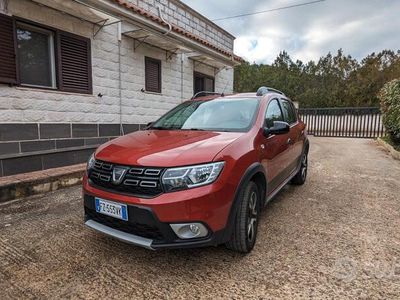 usata Dacia Sandero SanderoStepway 1.0 tce 15th Anniversary GPL 100cv