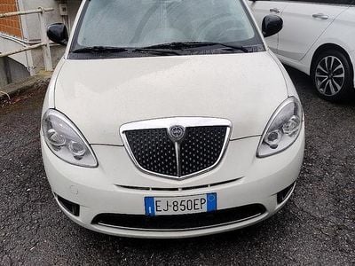 Usata Lancia Ypsilon 75 CV (55 kW) 2011 Utilitaria