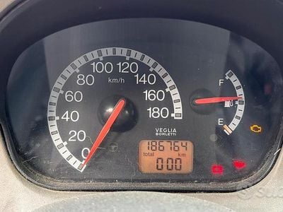 Usata Fiat 600 2005 Bianco Berlina