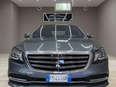 Usata Mercedes S560 Premium Plus 469 CV (344 kW) 2018 Grigio selenite metallizzato Berlina