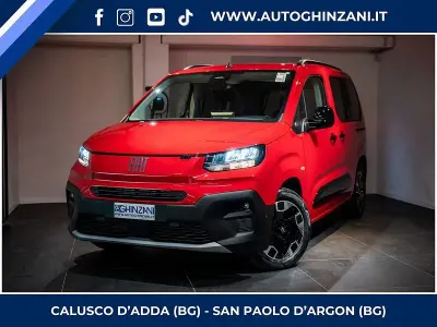 Nuova Fiat Qubo La Prima 131 CV (96 kW) 2026 Rosso Monovolume
