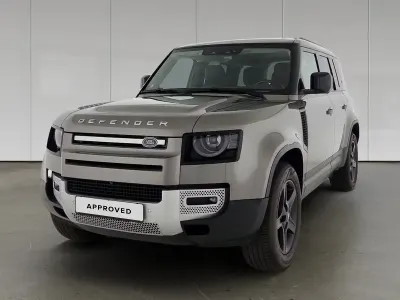 Usata Land Rover Defender SE 200 CV (147 kW) 2022 Silicon silver SUV
