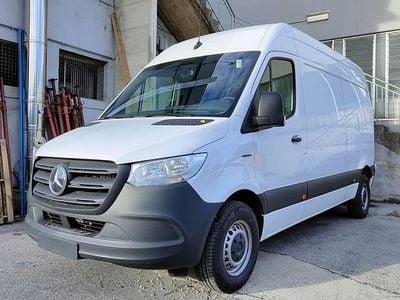 Nuova Mercedes Sprinter 66 kW (90 CV) 2026 Bianco Furgone