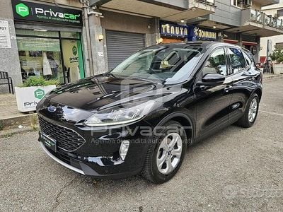 Usata Ford Kuga 120 CV (88 kW) 2021 Nero SUV