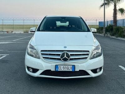 Mercedes B180