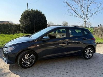 Usata Hyundai i20 Prime 101 CV (74 kW) 2024 Blu/azzurro Utilitaria