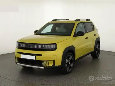 Nuova Fiat Grande Panda La Prima 101 CV (74 kW) 2026 Bianco Utilitaria