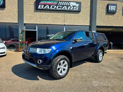 Usata Mitsubishi L200 Intense+ 178 CV (130 kW) 2012 Blu Pick-up