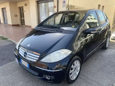 Usata Mercedes A180 Elegance 109 CV (80 kW) 2006 Nero Monovolume