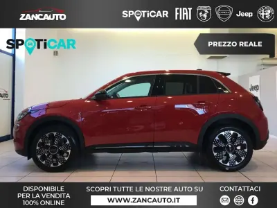 Nuova Fiat 600 La Prima 110 CV (80 kW) 2026 Rosso SUV