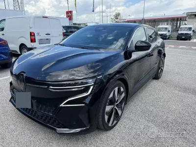 Usata Renault Megane E-Tech Techno 55 kW (75 CV) 2024 Nero Berlina