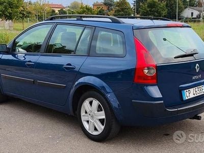 Usata Renault Mégane II Dynamique 105 CV (77 kW) 2005 Blu Berlina