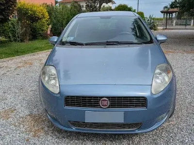 Usata Fiat Grande Punto 77 CV (56 kW) 2009 Utilitaria