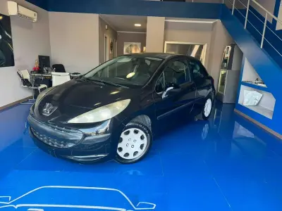 Usata Peugeot 207 73 CV (53 kW) 2008 Nero Berlina