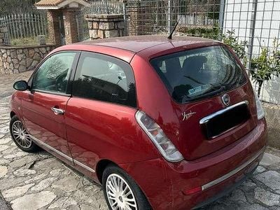 Usata Lancia Ypsilon 60 CV (44 kW) 2007 Rosso Utilitaria