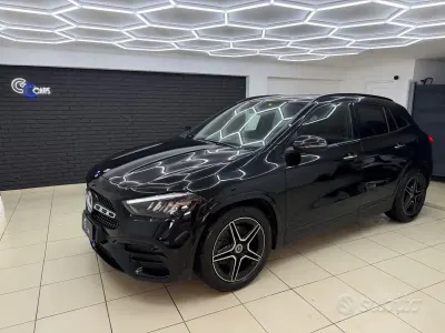 Usata Mercedes GLA180 AMG Line Premium 116 CV (85 kW) 2023 Nero SUV