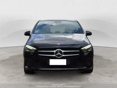 Usata Mercedes B180 Business 136 CV (100 kW) 2021 Nero(met.) Monovolume