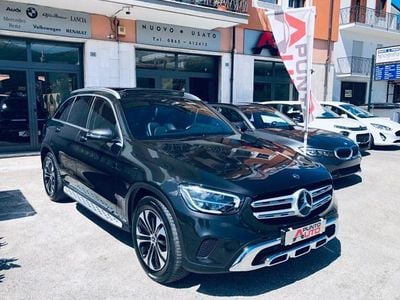 Usata Mercedes GLC220 194 CV (142 kW) 2020 Grigio scuro SUV