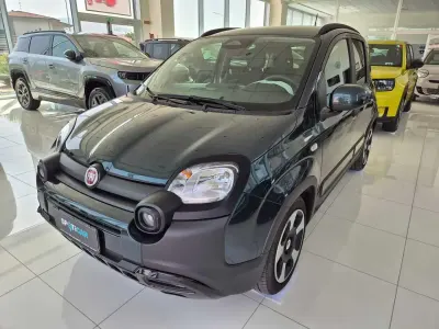 Usata Fiat Panda S 70 CV (51 kW) 2025 Verde Utilitaria