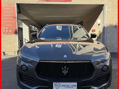 Usata Maserati Levante GranLusso 250 CV (183 kW) 2016 Grigio SUV