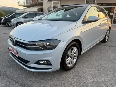Usata VW Polo Comfortline 80 CV (58 kW) 2020 Grigio Utilitaria